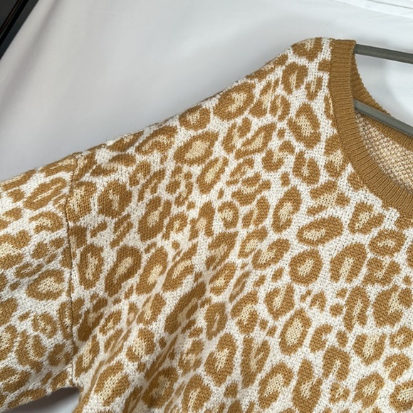 Torrid Drop Shoulder Tunic Sweater “Popcorn Leopard” NWT - Picture 5 of 10